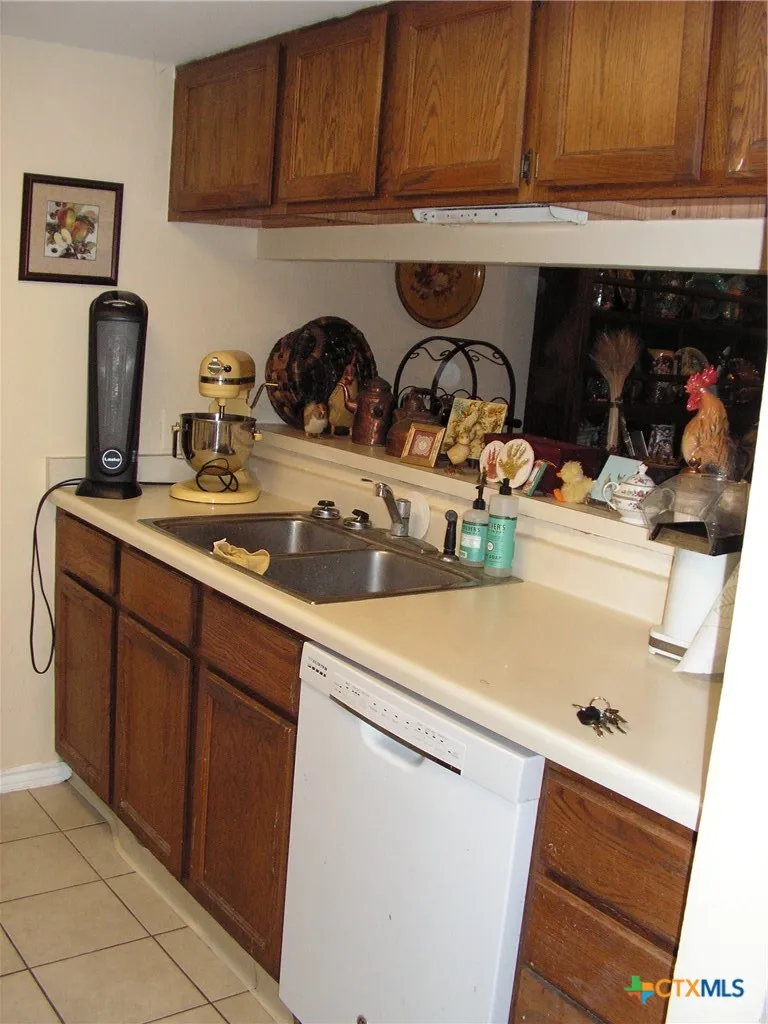 306 Dietert #106 Canyon Lake, TX 78133
