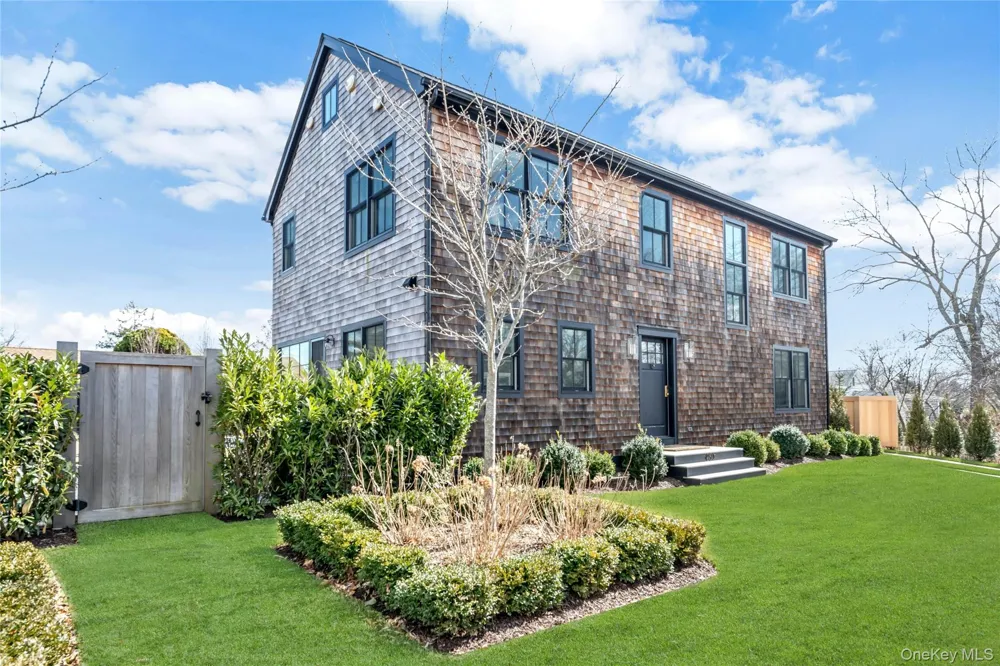 850 3rd Street New Suffolk, NY 11956