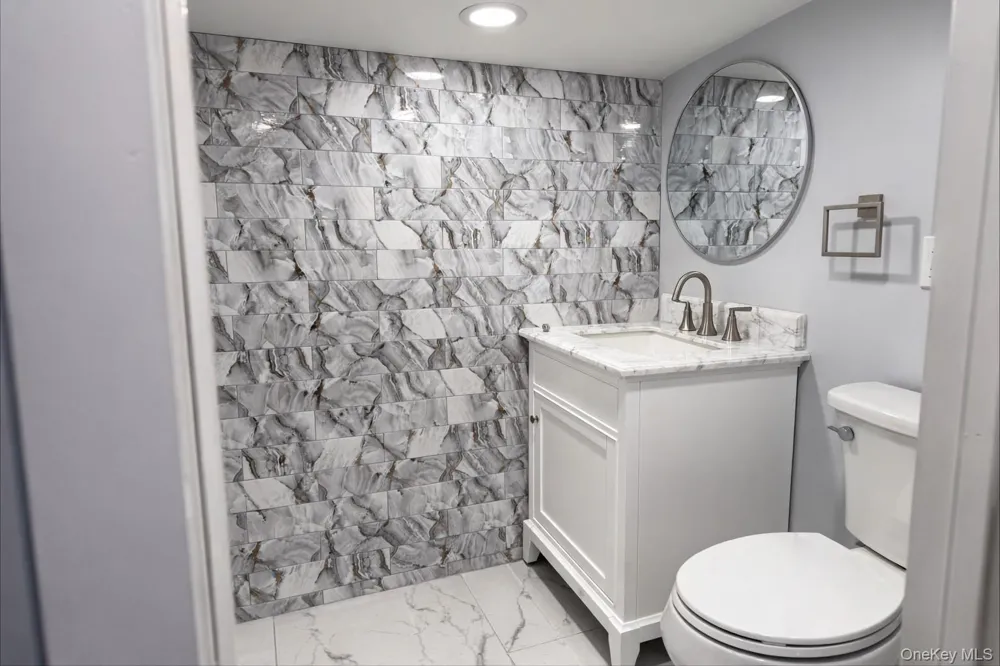 70 S Cottage Street Valley Stream, NY 11580