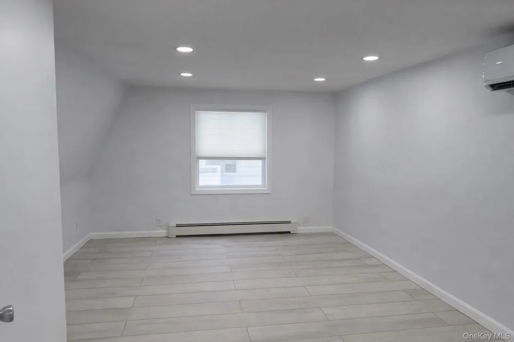 70 S Cottage Street Valley Stream, NY 11580