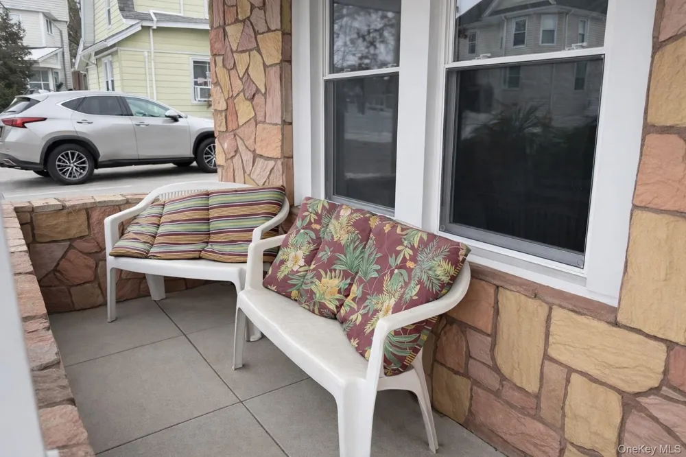70 S Cottage Street Valley Stream, NY 11580