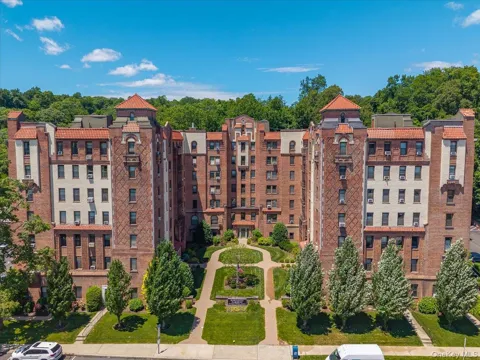47 Central Avenue #3K
