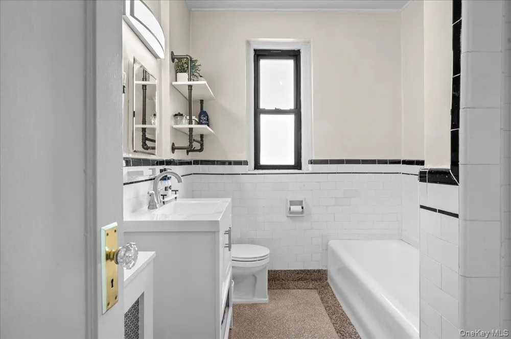 47 Central Avenue #3K Hartsdale, NY 10530