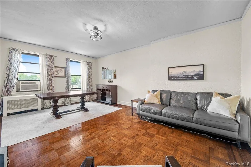 47 Central Avenue #3K Hartsdale, NY 10530