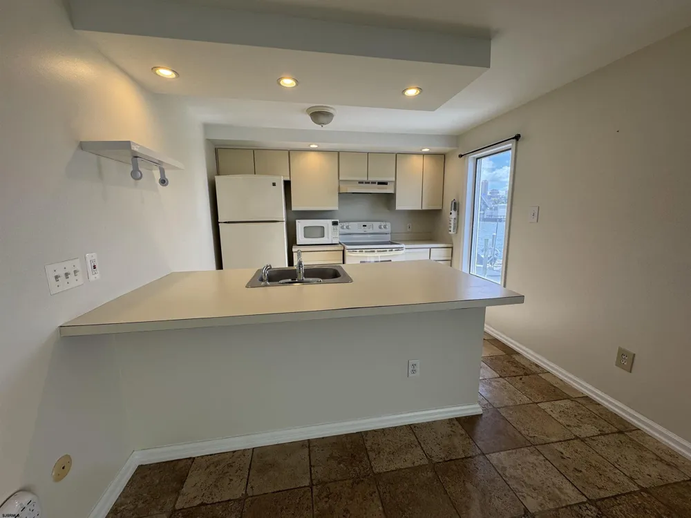 3816 South Boulevard #1 Chelsea Heights, NJ 08401