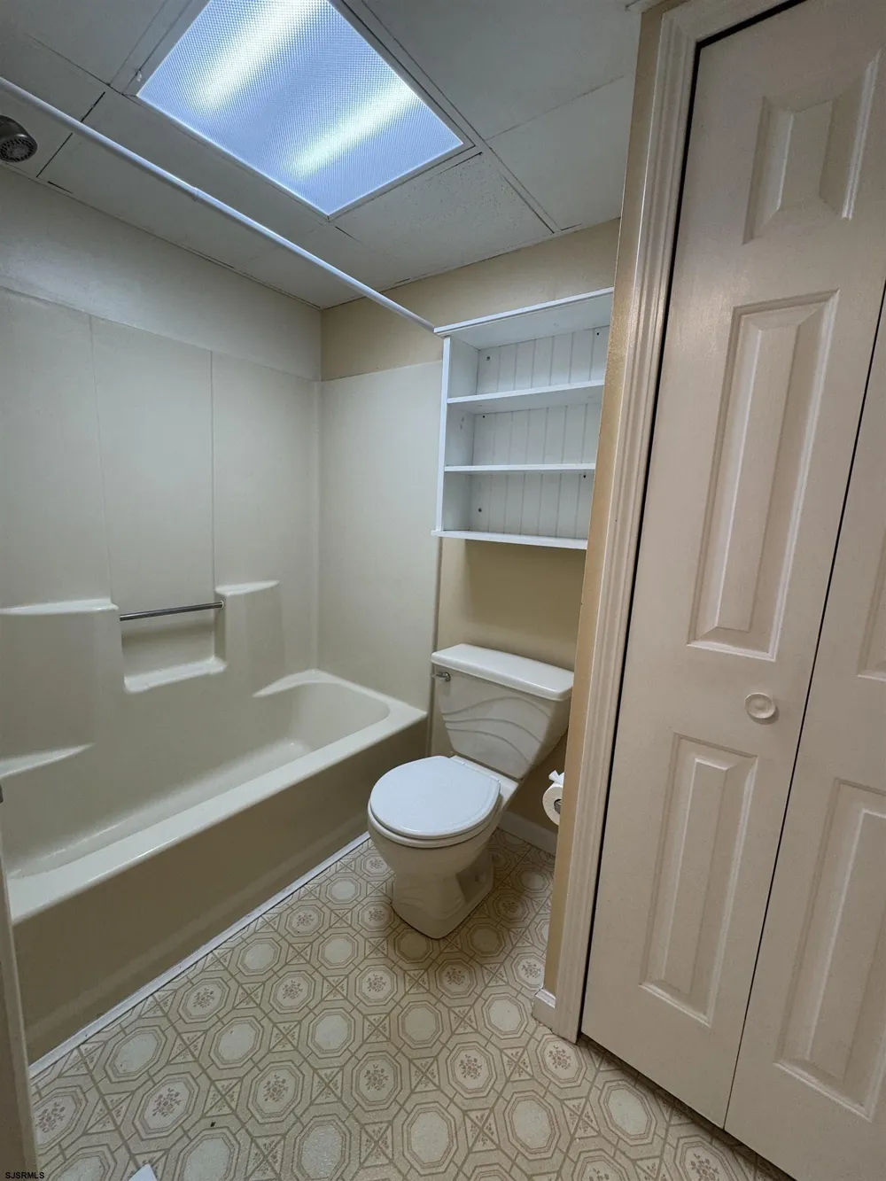 3816 South Boulevard #1 Chelsea Heights, NJ 08401