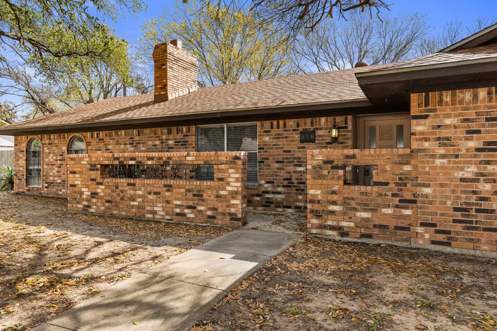 918 Saint Charles Court Marlin, TX 76661
