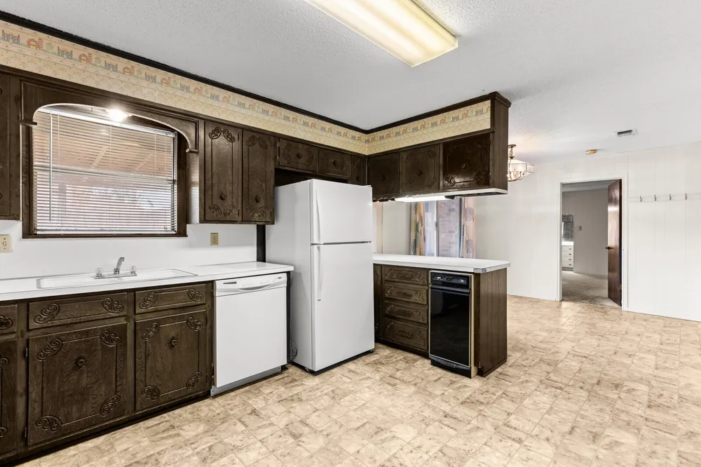 918 Saint Charles Court Marlin, TX 76661