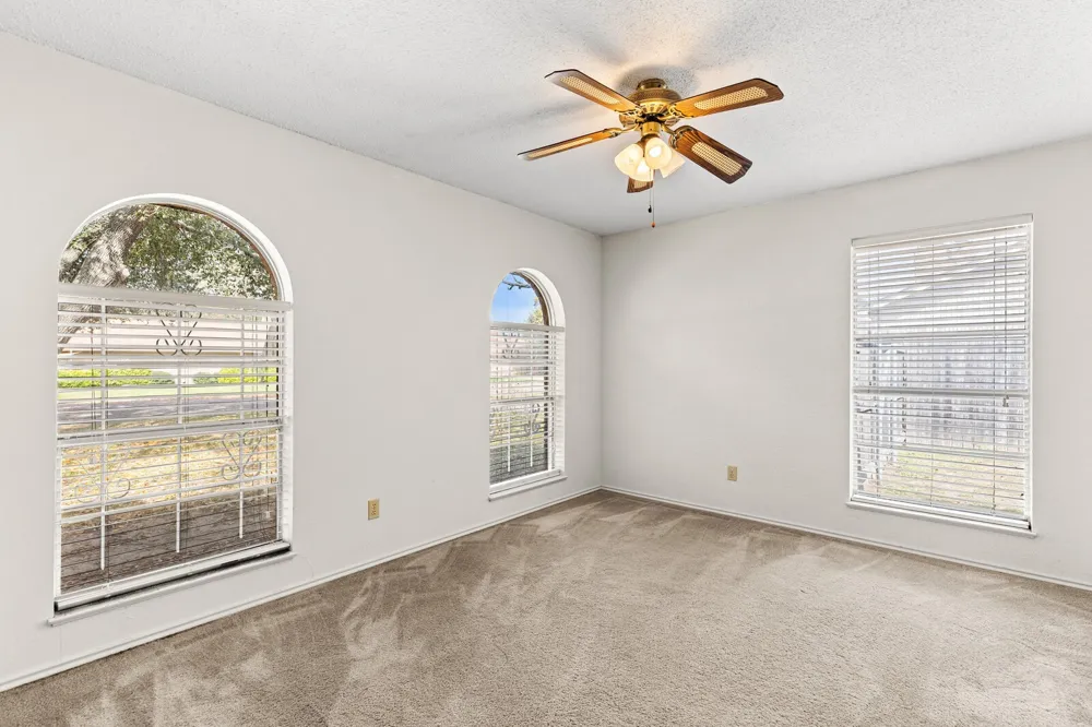 918 Saint Charles Court Marlin, TX 76661