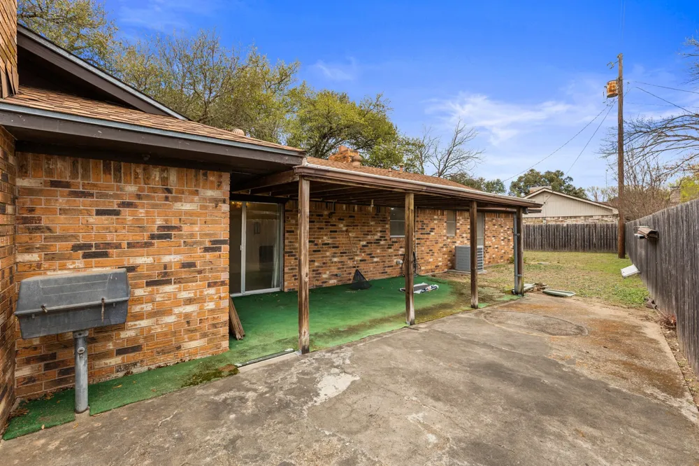 918 Saint Charles Court Marlin, TX 76661