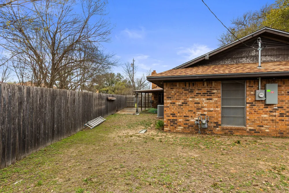 918 Saint Charles Court Marlin, TX 76661