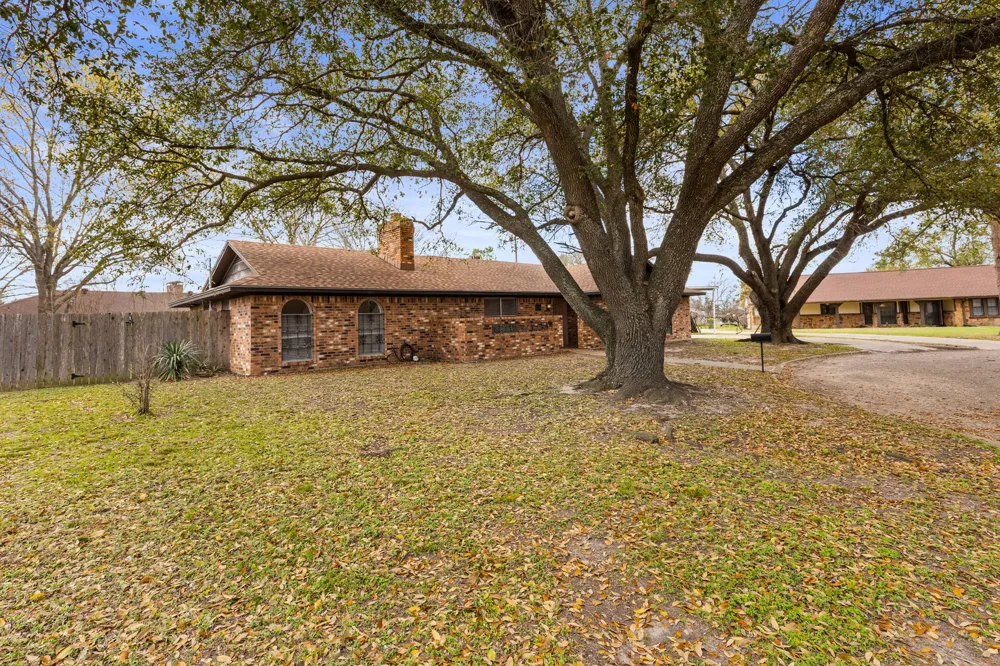 918 Saint Charles Court Marlin, TX 76661