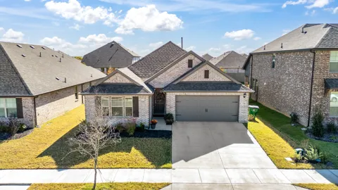 7518 Prairie Holly Lane