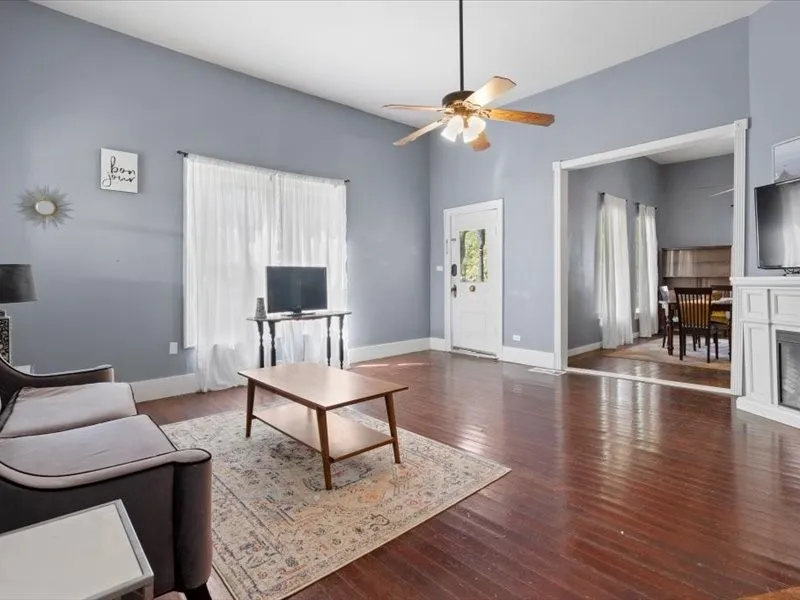 809 E Adams Street Itasca, TX 76055