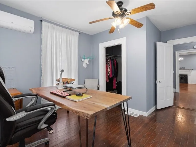 809 E Adams Street Itasca, TX 76055
