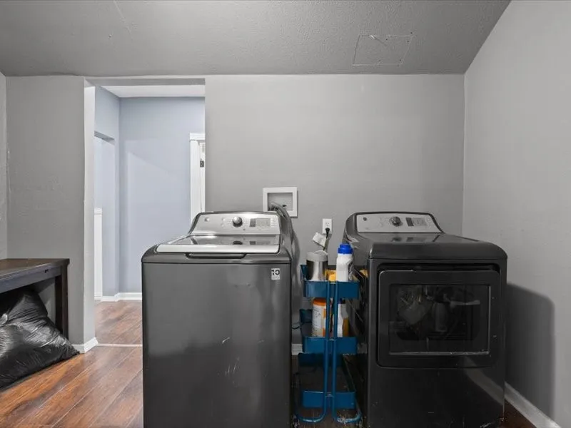 809 E Adams Street Itasca, TX 76055