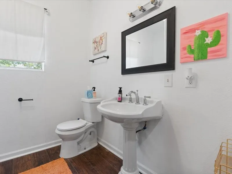 809 E Adams Street Itasca, TX 76055