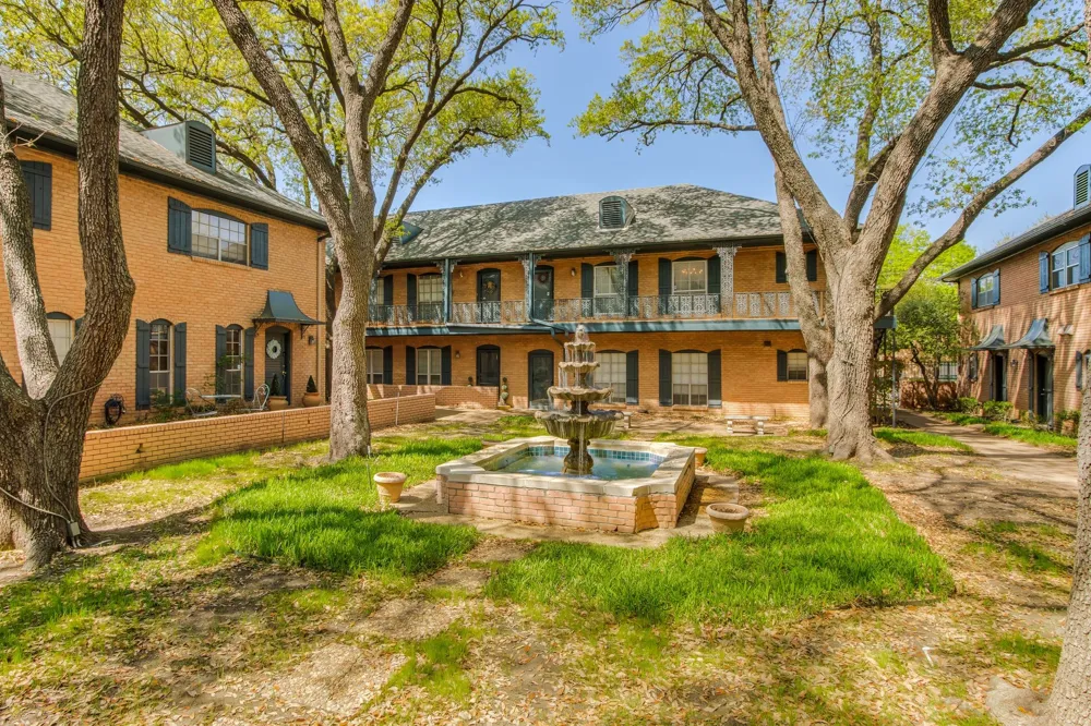 6023 E University Boulevard #204 Dallas, TX 75206