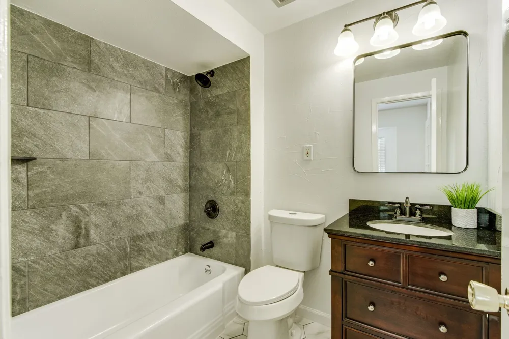 6023 E University Boulevard #204 Dallas, TX 75206