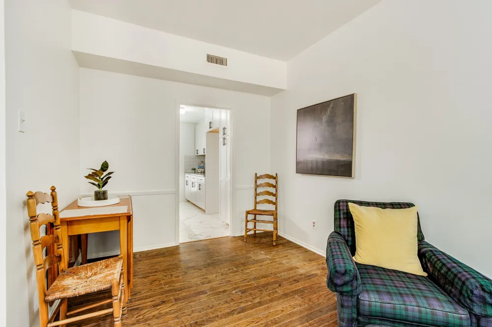 6023 E University Boulevard #204 Dallas, TX 75206
