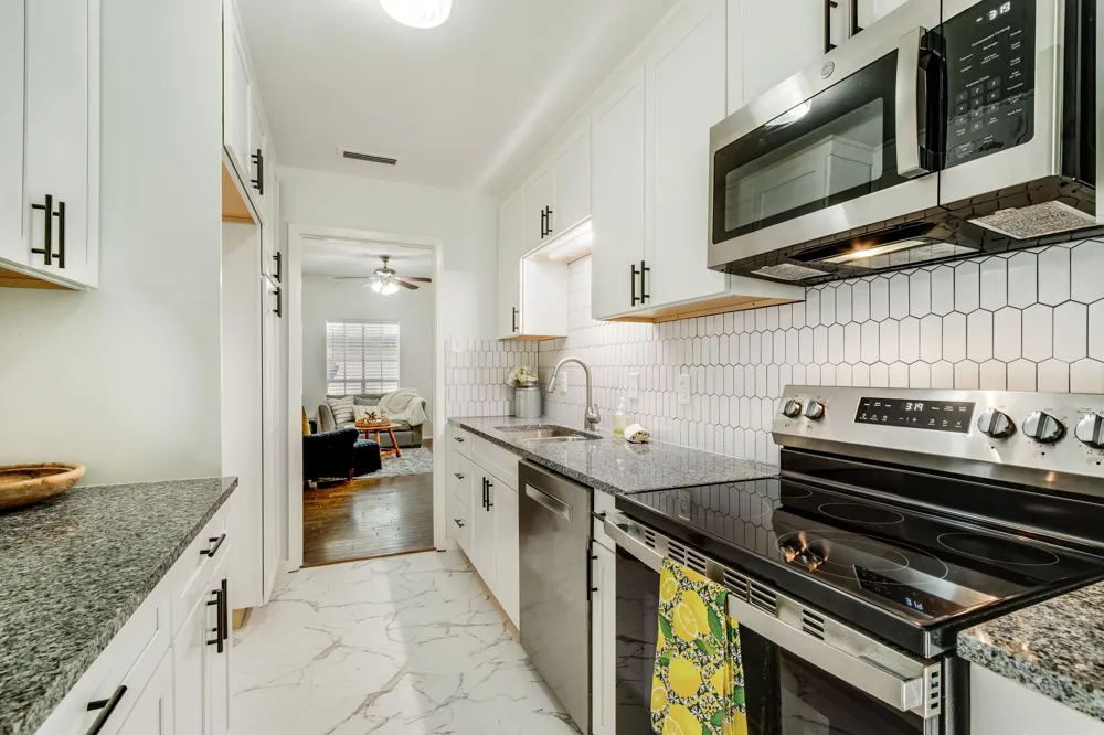 6023 E University Boulevard #204 Dallas, TX 75206