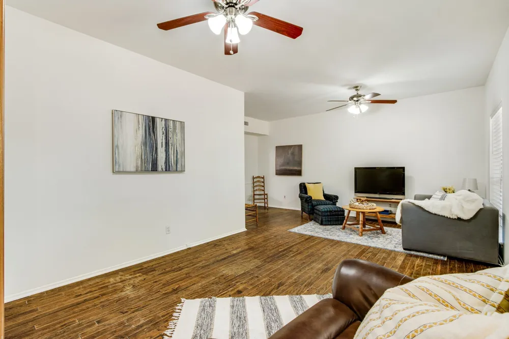 6023 E University Boulevard #204 Dallas, TX 75206
