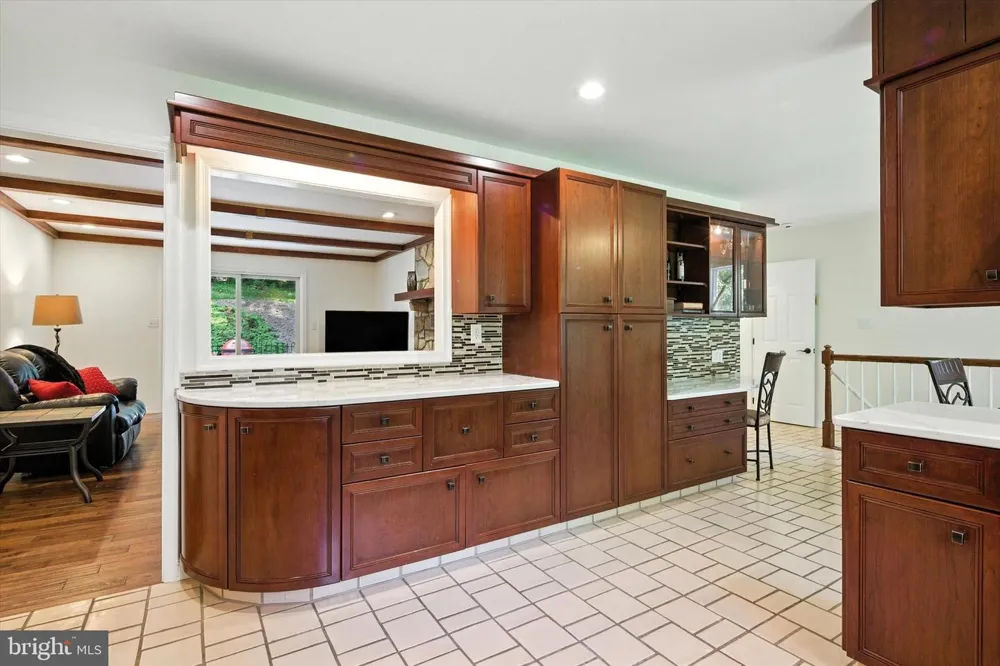 49 FAWN DRIVE Reading, PA 19607