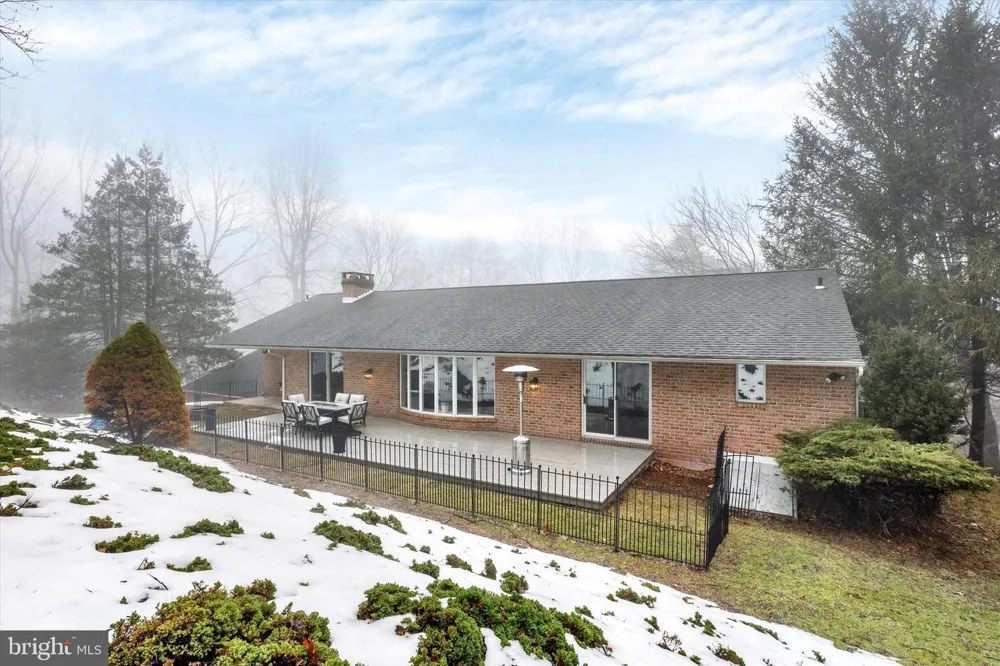 49 FAWN DRIVE Reading, PA 19607