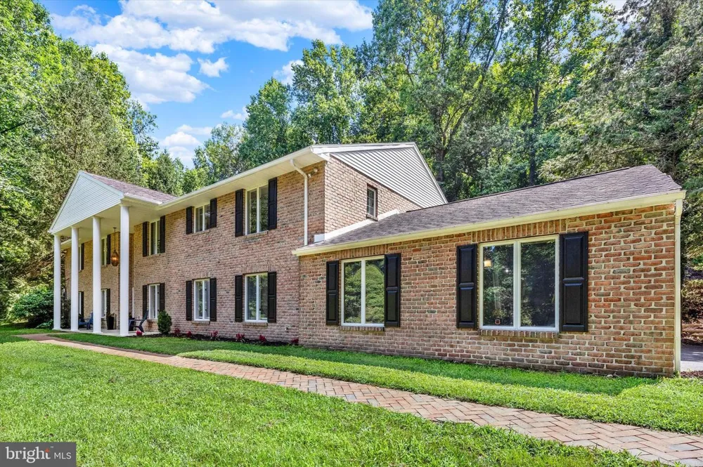 49 FAWN DRIVE Reading, PA 19607
