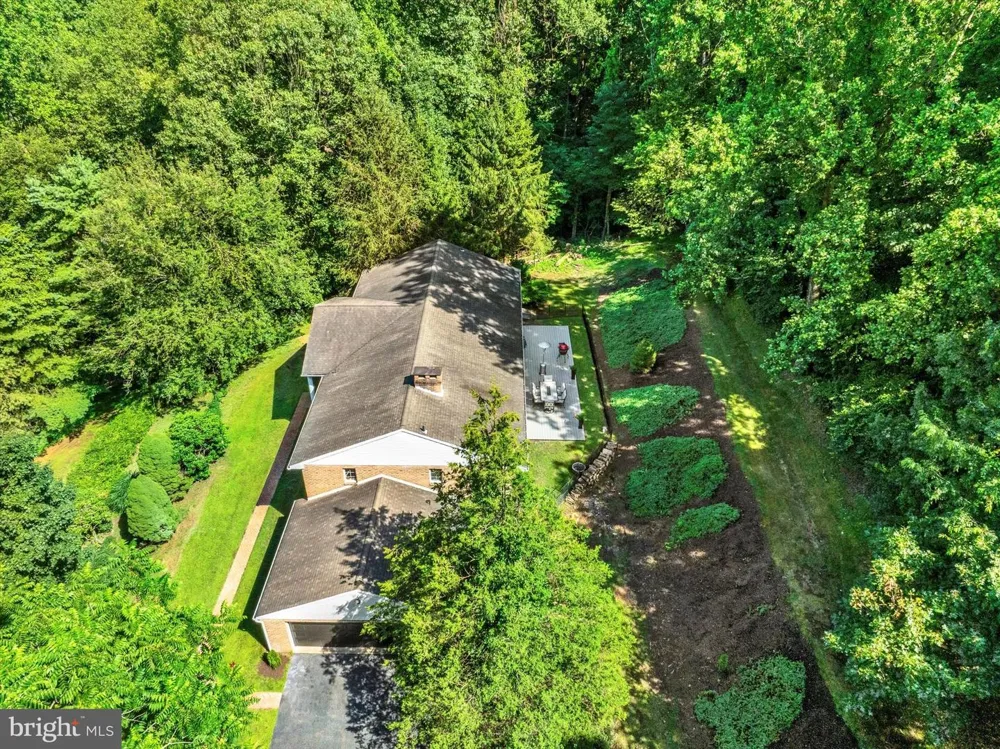 49 FAWN DRIVE Reading, PA 19607