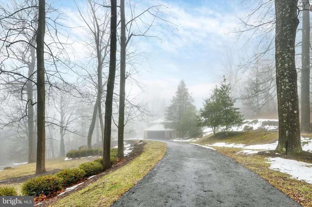 49 FAWN DRIVE Reading, PA 19607
