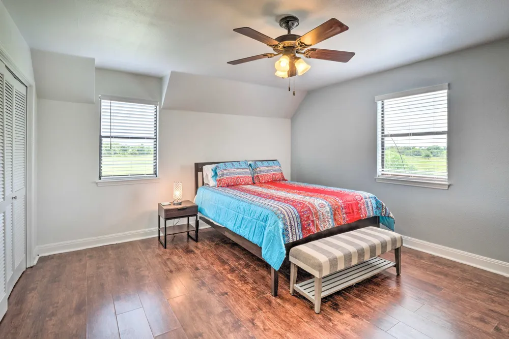 15805 Richards Drive Del Valle, TX 78617