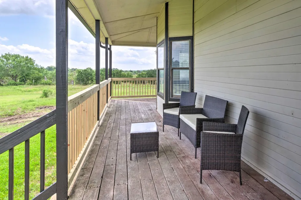 15805 Richards Drive Del Valle, TX 78617