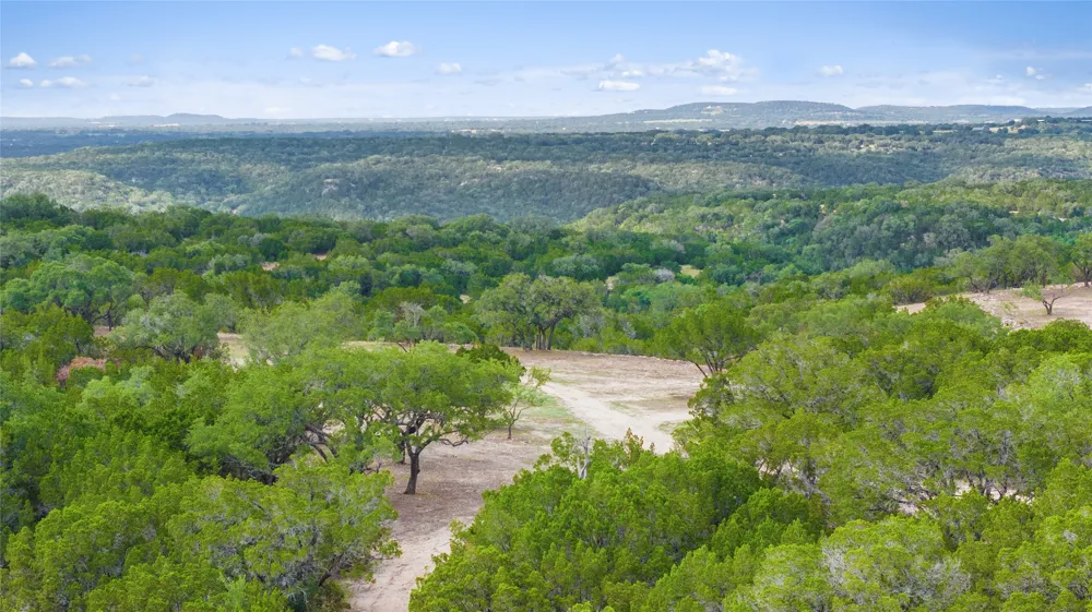 2263 CR 341 Marble Falls, TX 78654