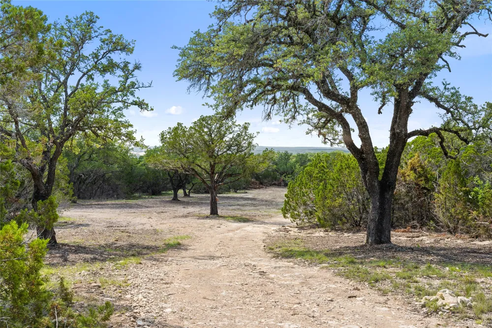 2263 CR 341 Marble Falls, TX 78654