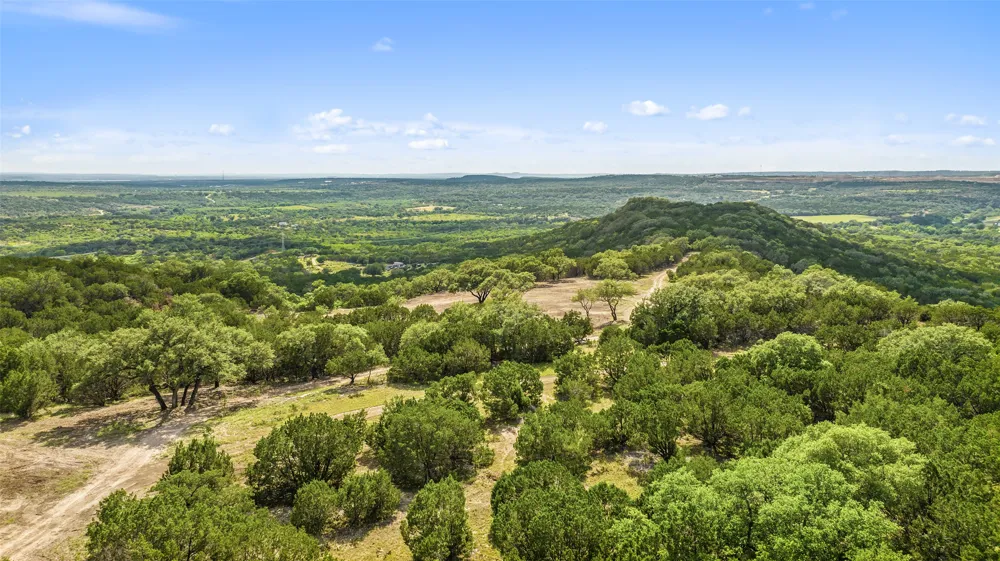 2263 CR 341 Marble Falls, TX 78654