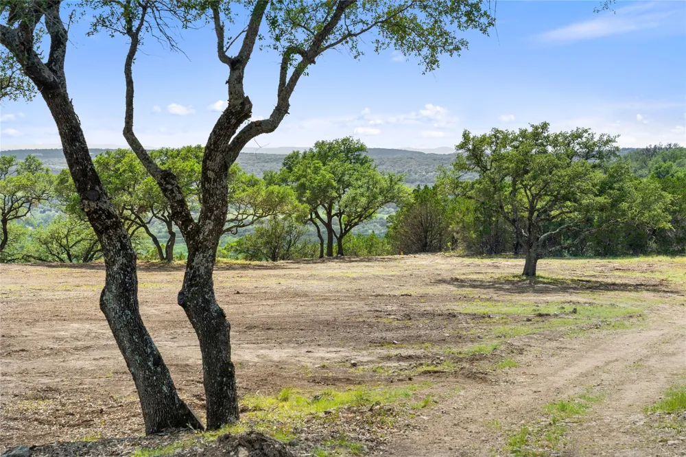 2263 CR 341 Marble Falls, TX 78654