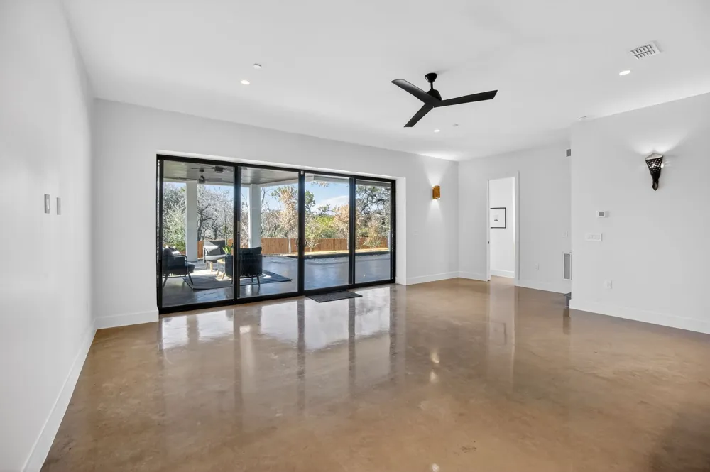 434 Brady Lane West Lake Hills, TX 78746