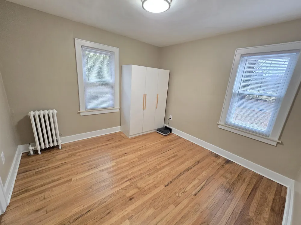 21671 Sunnyview Street Clinton, MI 48035