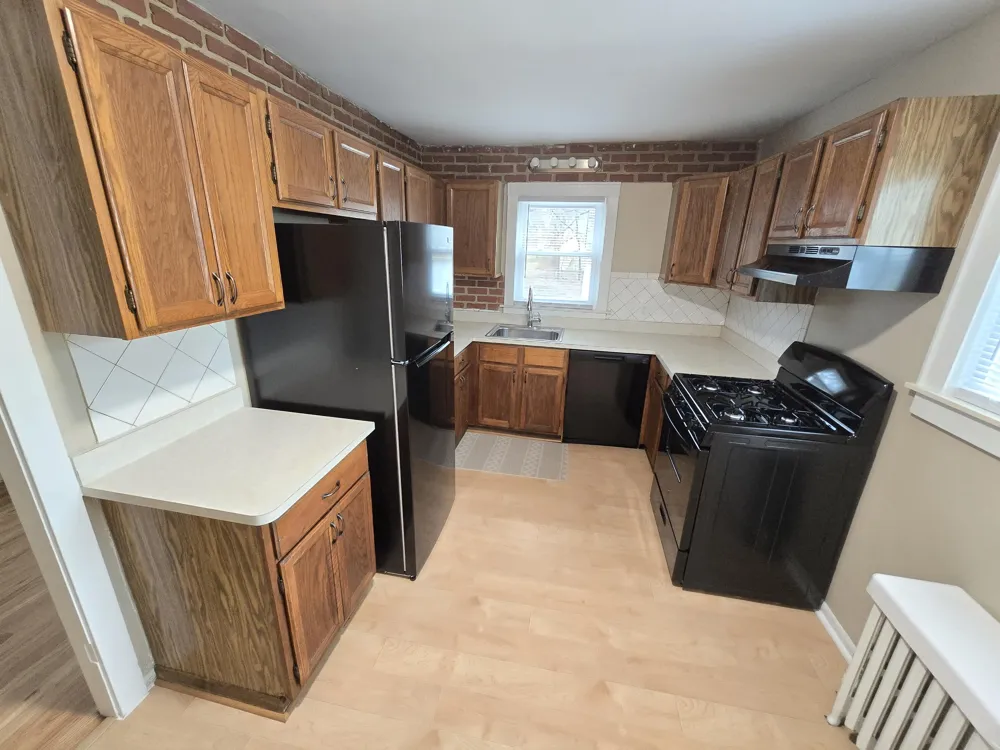 21671 Sunnyview Street Clinton, MI 48035