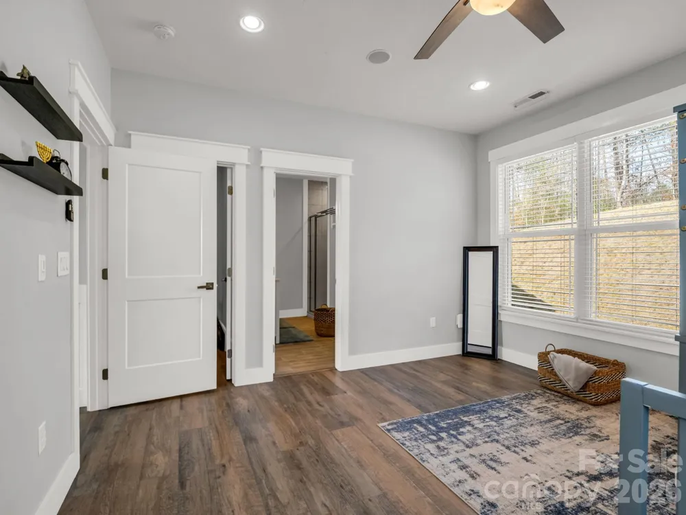 24 Chapel Hill Lane #40 Leicester, NC 28748