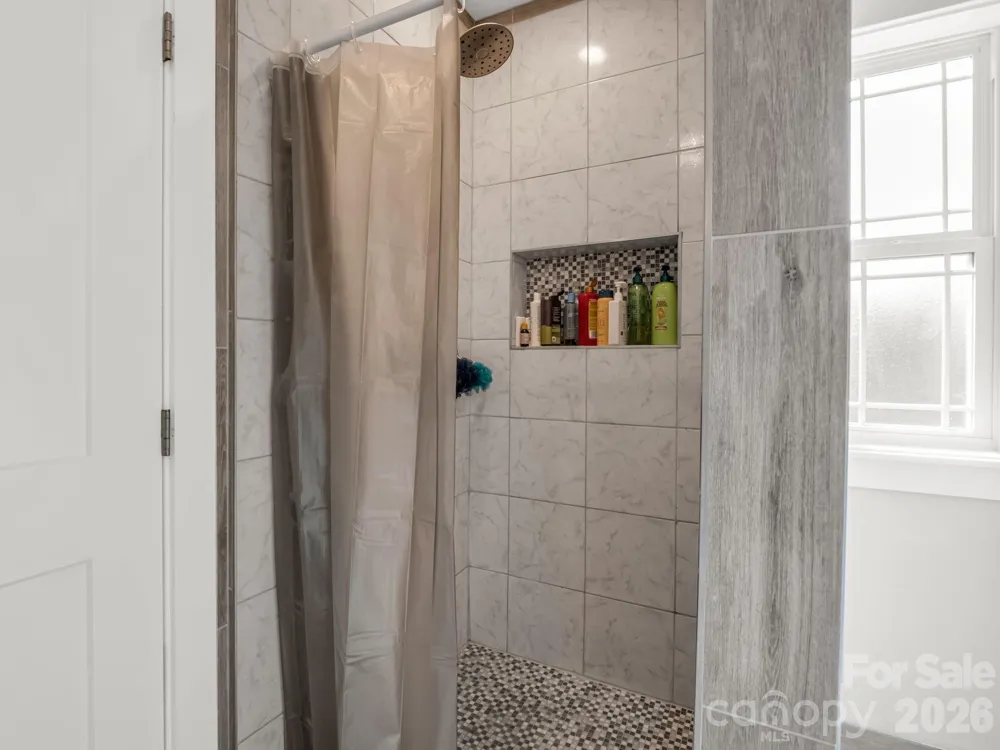 24 Chapel Hill Lane #40 Leicester, NC 28748