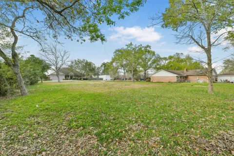 203 Shady Nook Lane