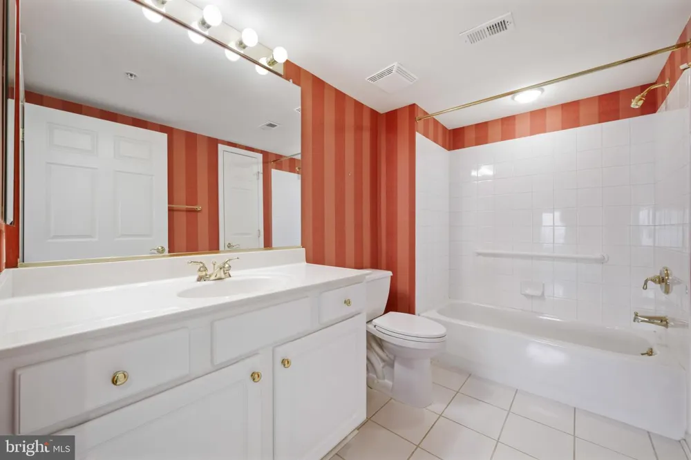 12246 ROUNDWOOD ROAD #707 Lutherville Timonium, MD 21093