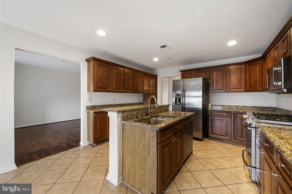 12246 ROUNDWOOD ROAD #707 Lutherville Timonium, MD 21093