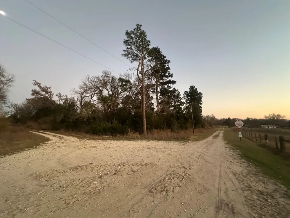 3 County Road 443 Marquez, TX 77865