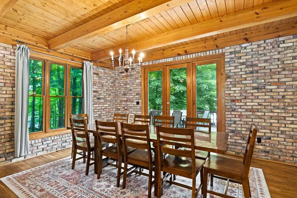 4822 E Tri Lakes Road Superior, WI 54880