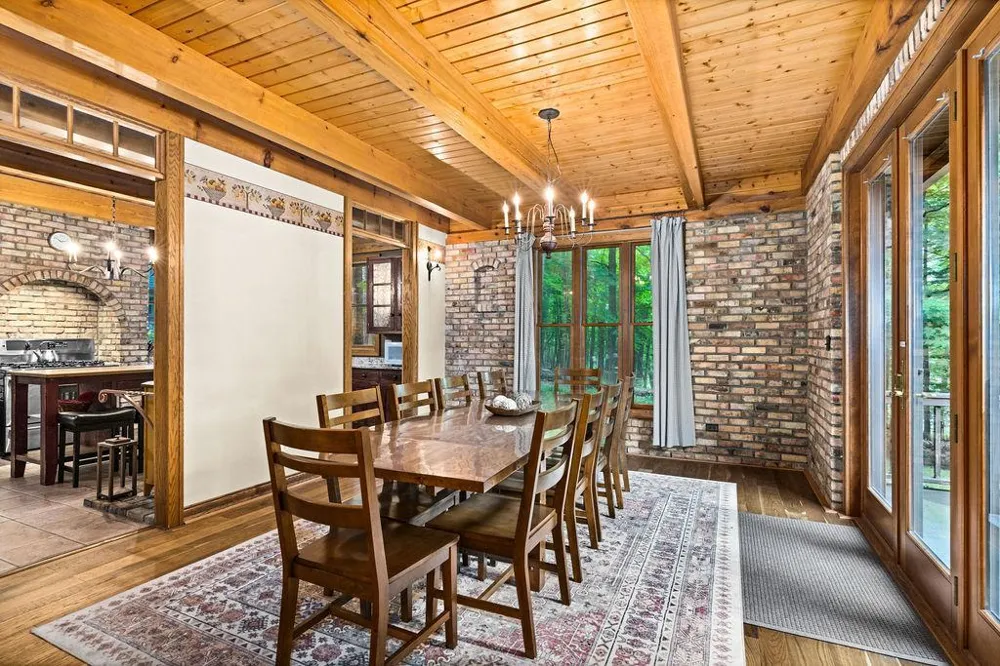 4822 E Tri Lakes Road Superior, WI 54880