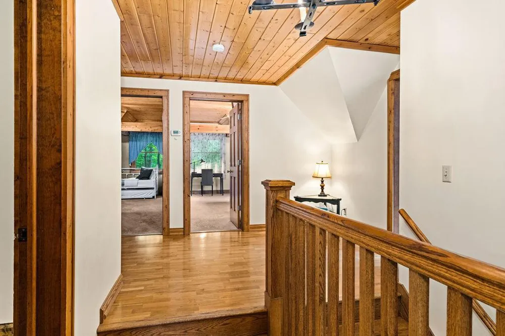 4822 E Tri Lakes Road Superior, WI 54880