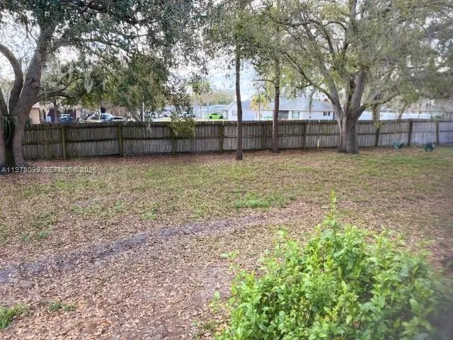 330 Sterling Drive Winter Haven, FL 33884